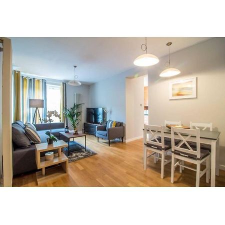 Central And Stylish One Bedroom Apartment 에든버러 외부 사진