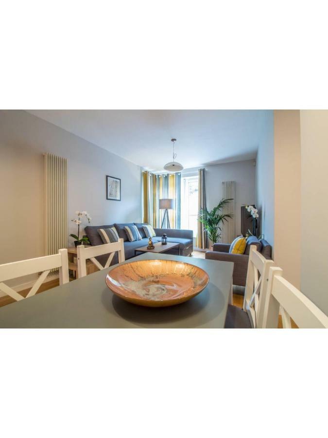 Central And Stylish One Bedroom Apartment 에든버러 외부 사진