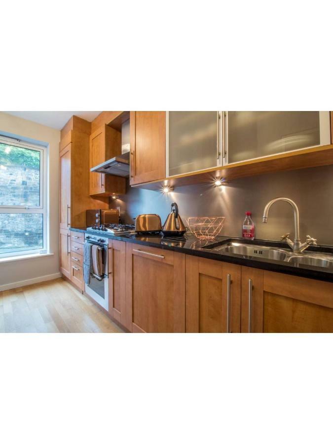 Central And Stylish One Bedroom Apartment 에든버러 외부 사진
